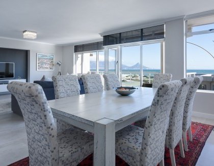 We offers you a wide range of wooden furnitures for your living room,kitchen,bedrooms,office, study tables, computer stands etc.